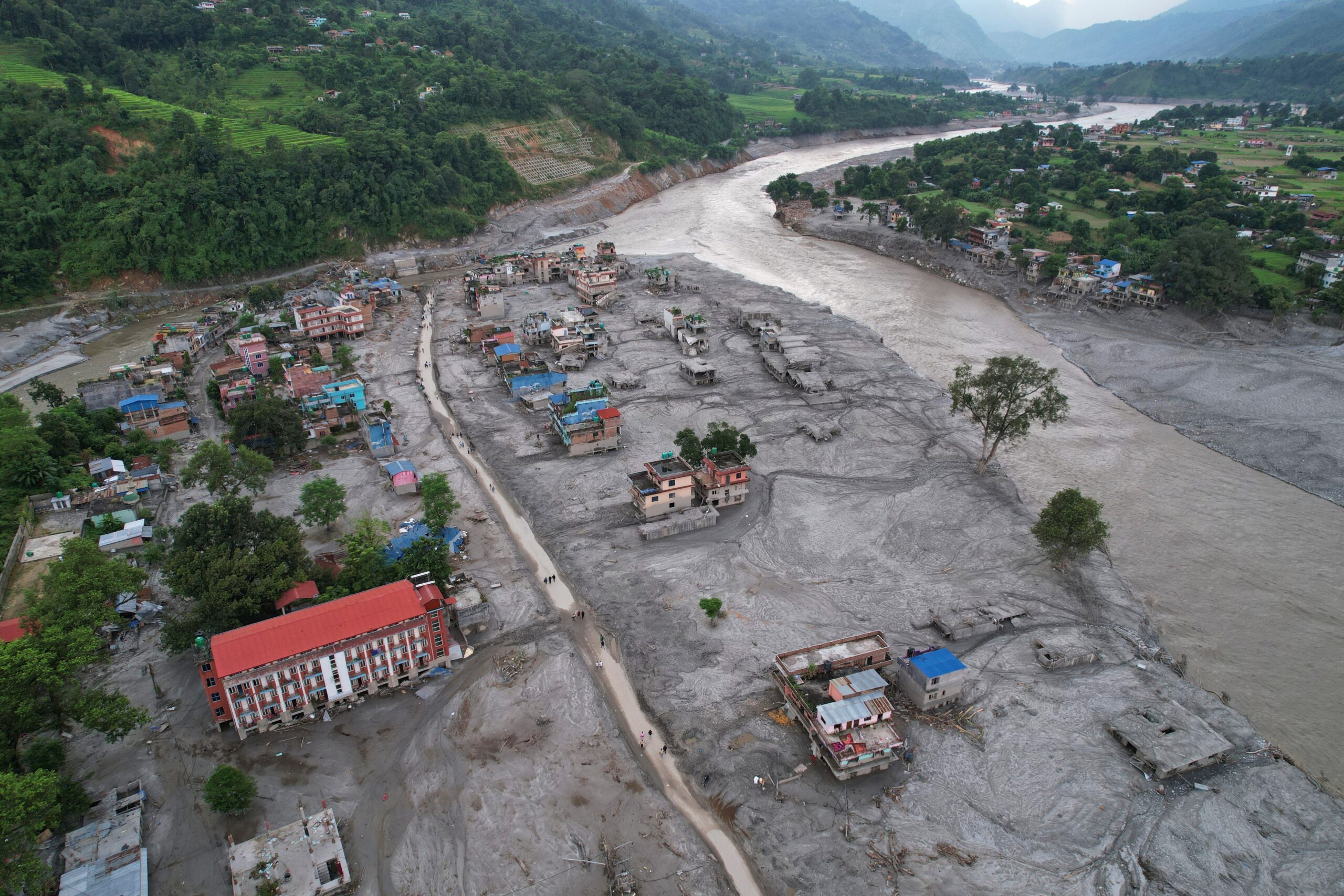 Bilanțul viiturii catastrofale din Nepal a ajuns la 734 de morți / Aproape 2.500 de persoane, în continuare dispărute