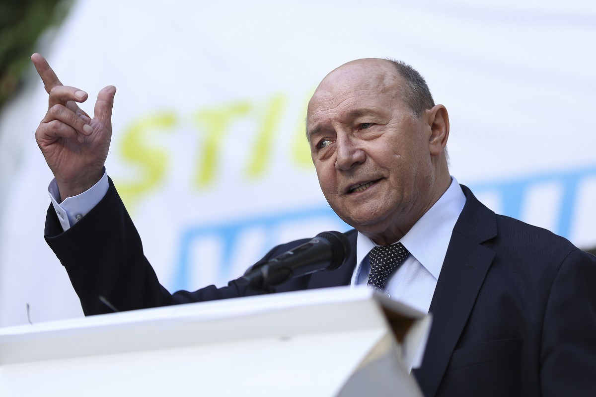 Băsescu, despre eșecul Legii salarizării: Ne-am dovedit neputința administrativă