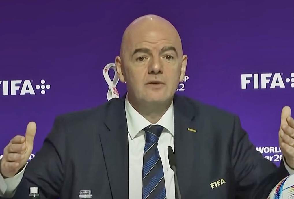 „Infantino a schimbat fotbalul” – Samuel Eto’o cere revenirea controversatului proiect privind „privatizarea” Cupei Mondiale