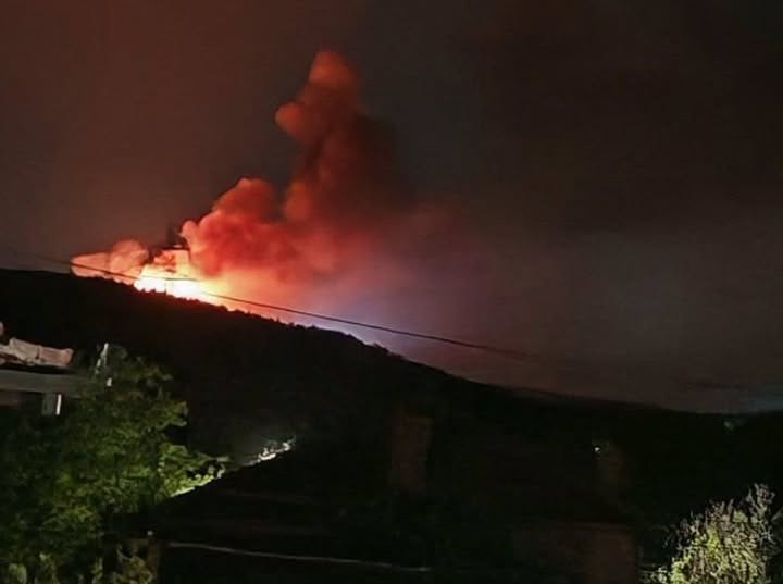 Bulgaria | Un nou incendiu a izbucnit la depozitele EMKO noaptea trecută / Autoritățile cer populației să nu se apropie de zonă