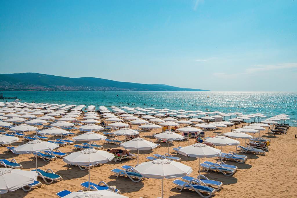 România, pe locul 3 în topul destinațiilor turistice pentru bulgari / Cei mai mulți turiști străini în Bulgaria sunt românii