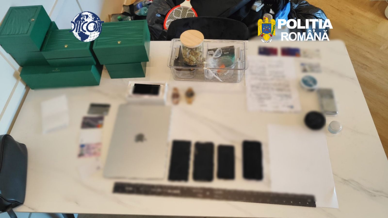 Un cetățean suedez suspectat de implicare în atacuri armate la comandă a fost prins în România / Percheziții DIICOT în București și Otopeni