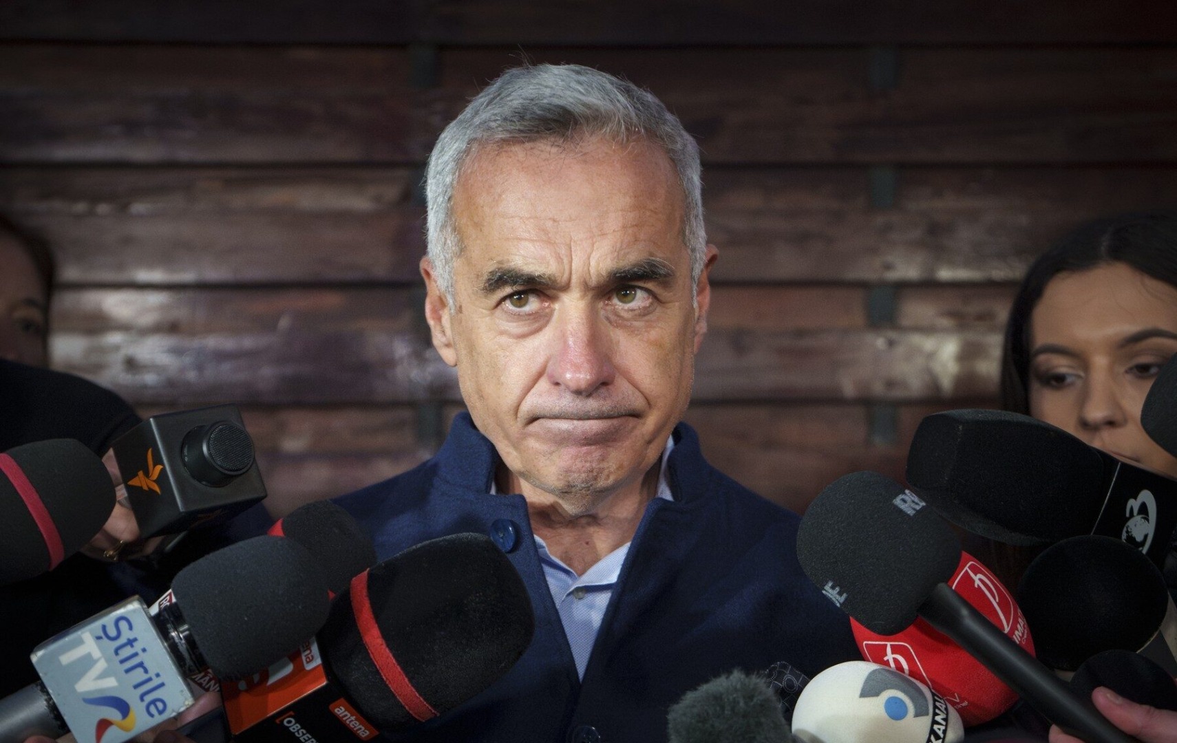 Presa italiană, investigație despre Wealth Bank în care e implicat și Călin Georgescu: Băncile fantomă au înșelat oameni de afaceri din Italia și România