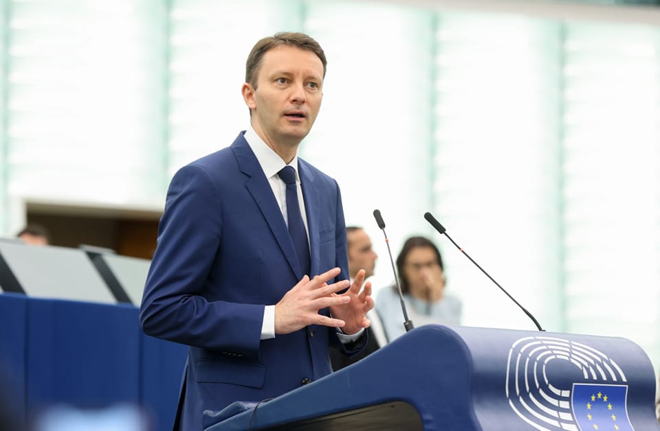 Siegfried Mureșan afirmă că PNL „nu va vota un Guvern controlat de PSD”: Le sticlesc ochii să risipească ceea ce românii au reușit să economisească