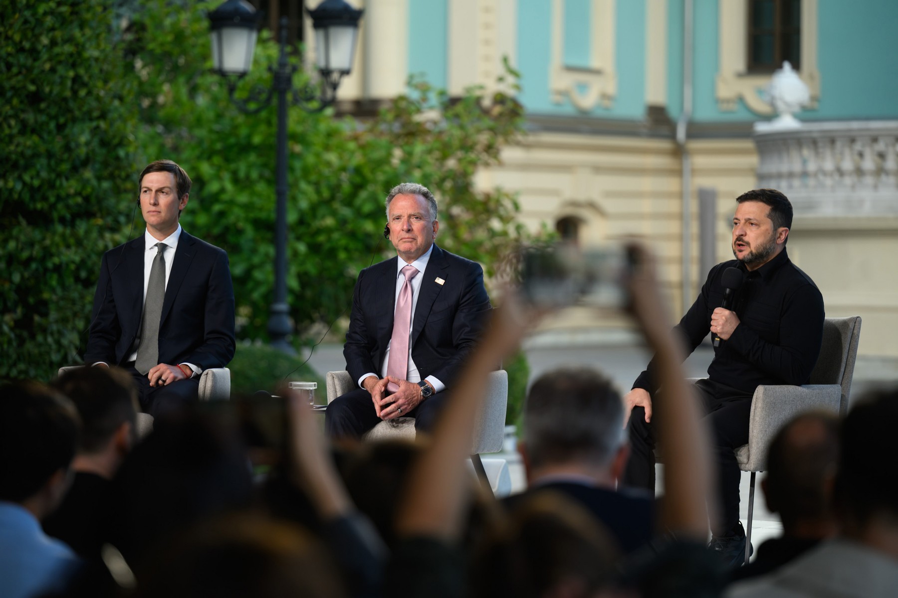 Jared Kushner speră să anunţe noi etape în negocierile dintre Kiev şi Moscova „în câteva săptămâni”