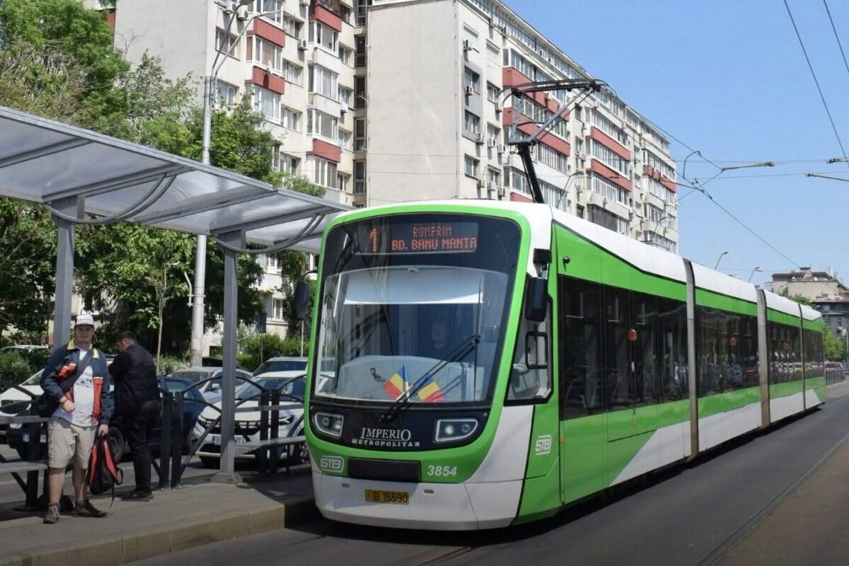 Bucureștiul achiziționează noi tramvaie, troleibuze și autobuze electrice cu peste 87 de milioane de euro