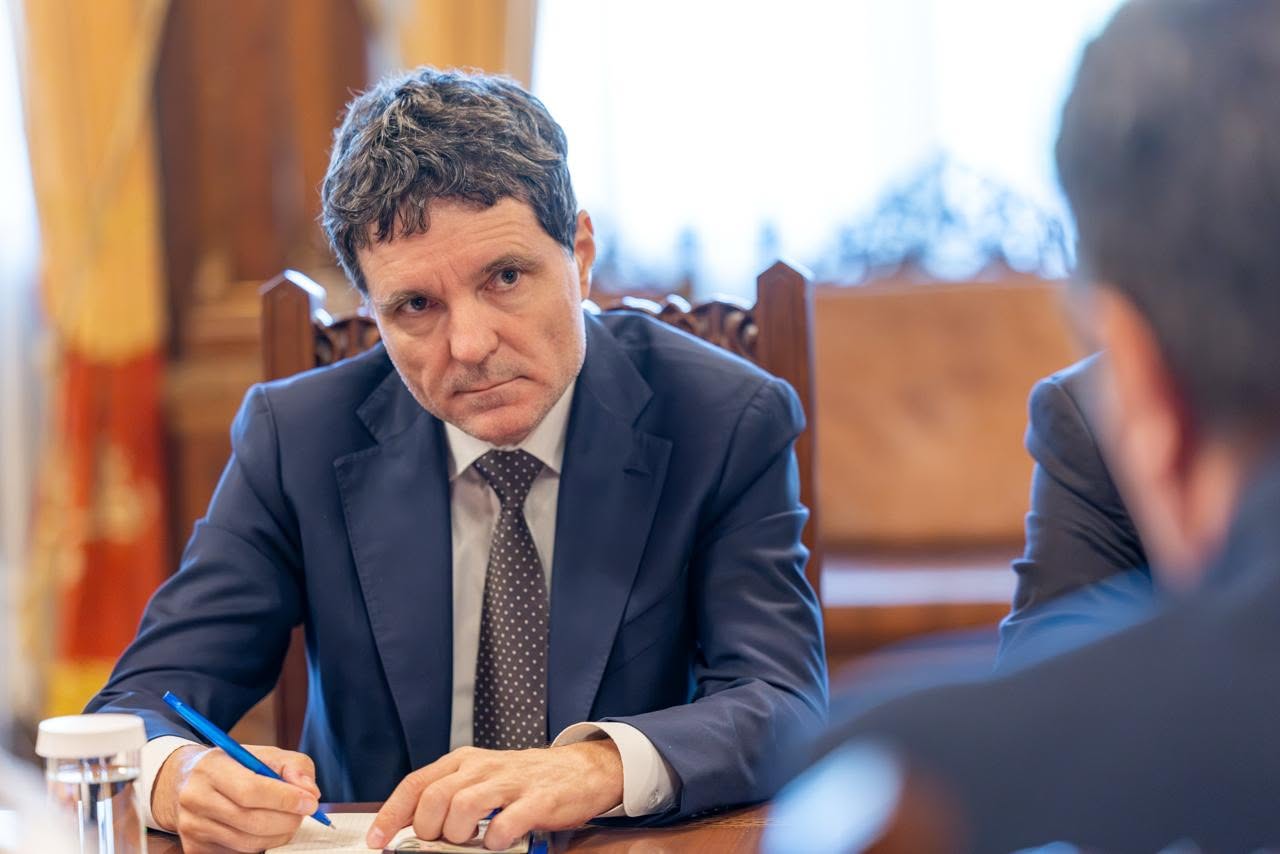 Se caută premier. Nicușor Dan a programat pentru luni noi consultări cu partidele politice