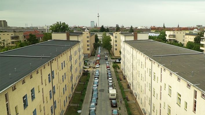 Partidele care ar putea forma viitorul guvern al capitalei Germaniei discută naționalizarea a peste 140.000 de locuințe, în încercarea de a reduce chiriile / Vonovia, cel mai mare proprietar de locuințe din Europa, riscă pierderi de peste 8 miliarde de euro