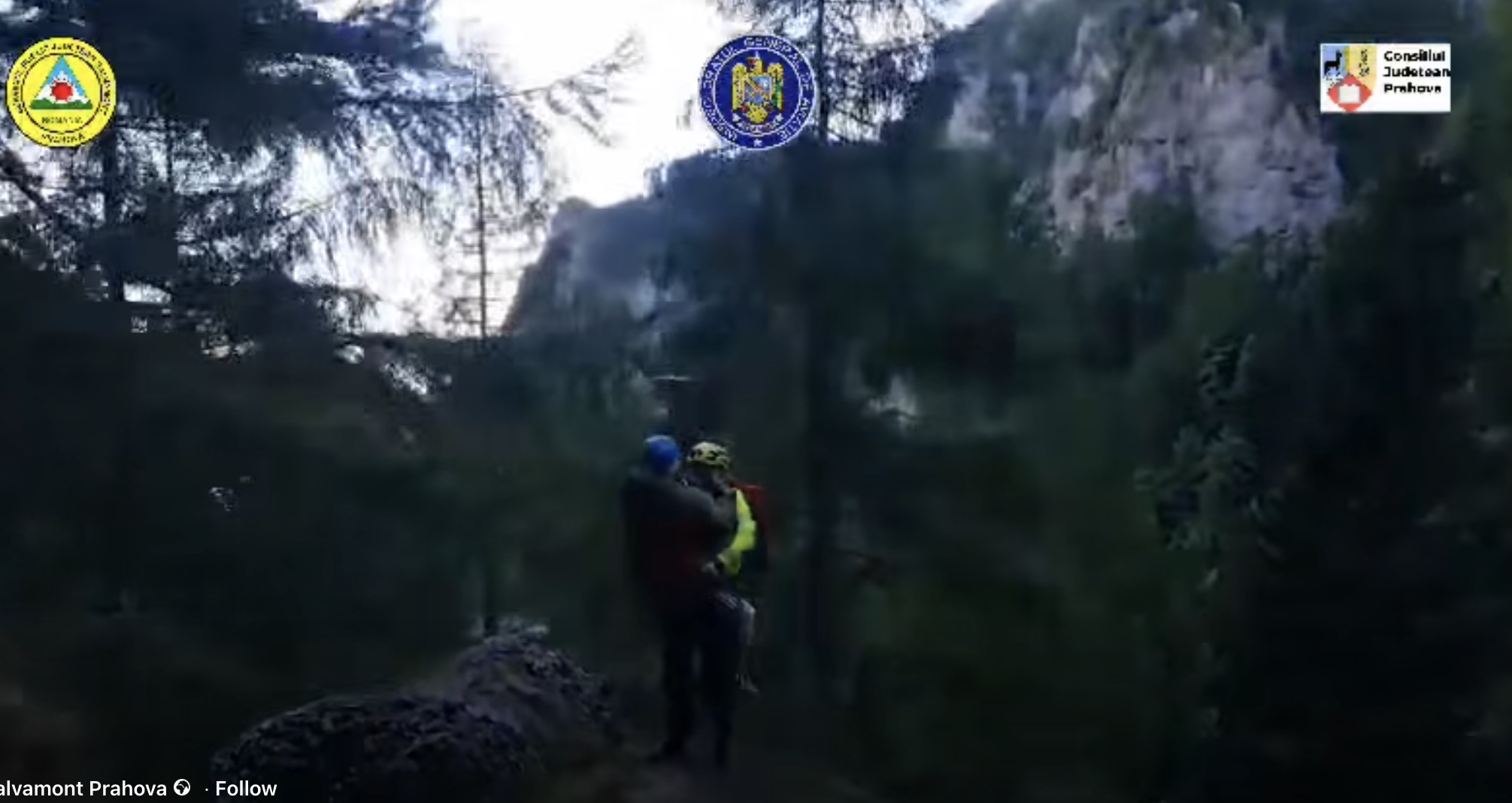 Două intervenţii Salvamont pe traseul Jepii Mici: un turist accidentat, evacuat cu elicopterul
